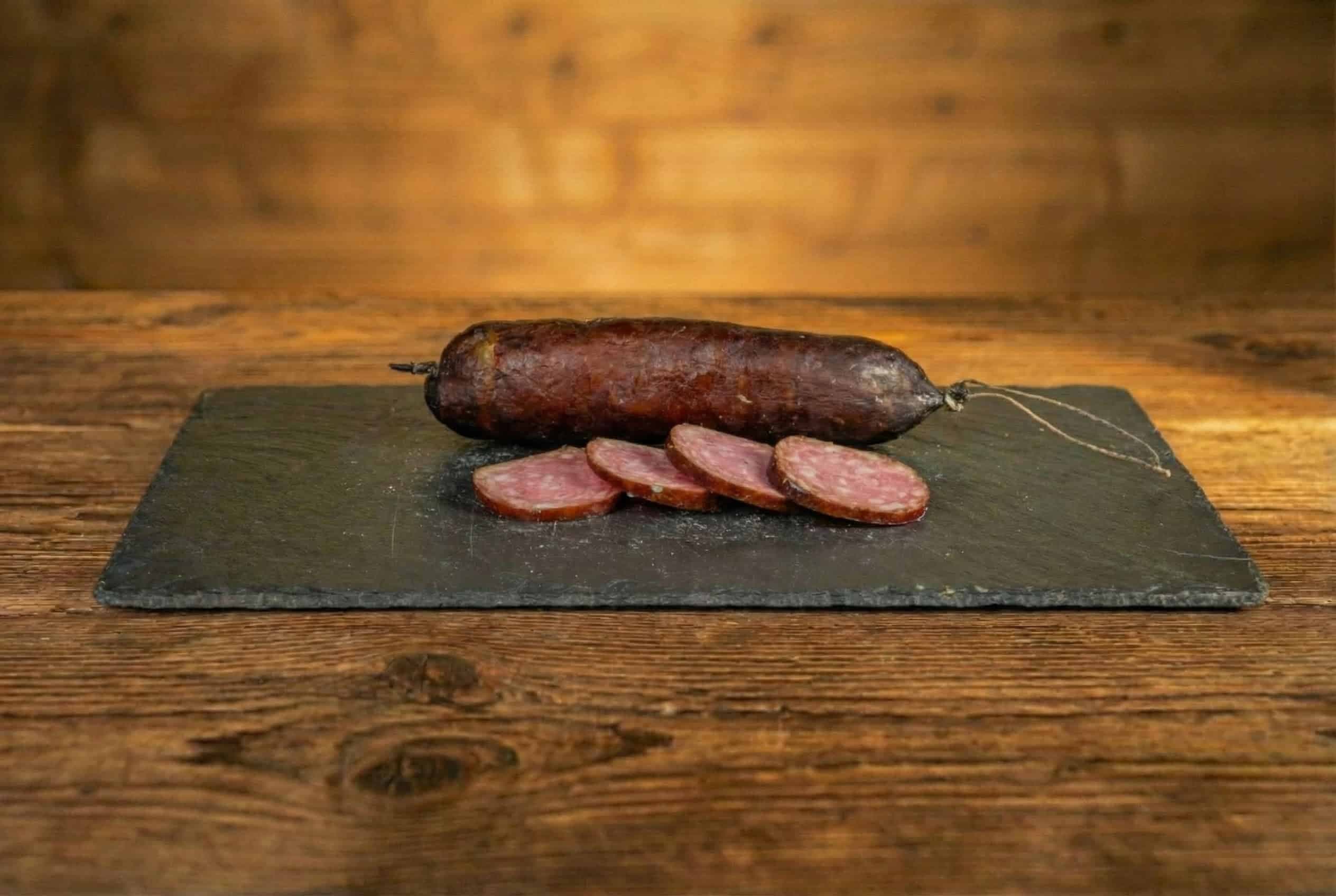 Saucisson de la borne cuit